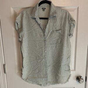 Aerie Floral Chambray style Button Down Shirt